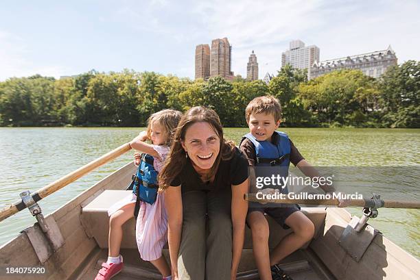 boat rowing - new york trip stock pictures, royalty-free photos & images