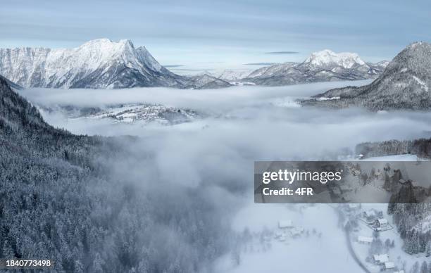 bad aussee, salzkammergut, ausseerland, styria, austria - bad aussee stock pictures, royalty-free photos & images