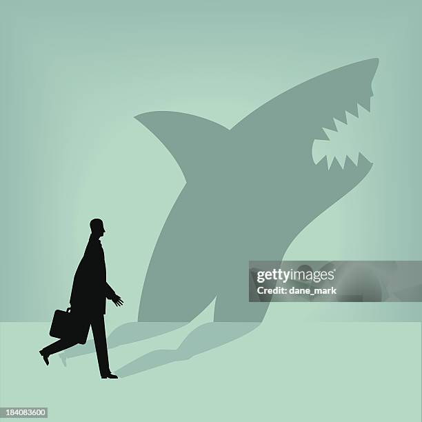 illustrazioni stock, clip art, cartoni animati e icone di tendenza di squalo - malvagità