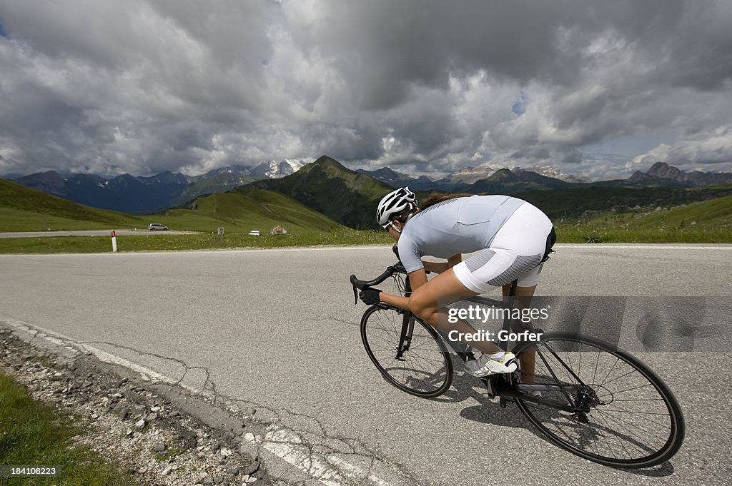 Woman cycling race