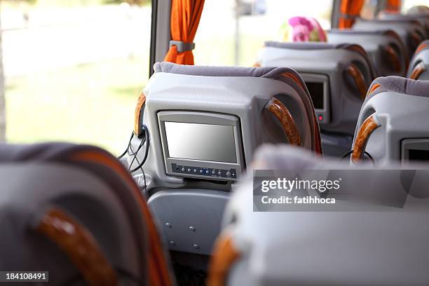 plush bus travel - coach bus 個照片及圖片檔
