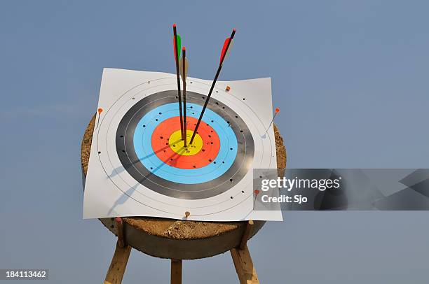 target - bull's eye stock pictures, royalty-free photos & images