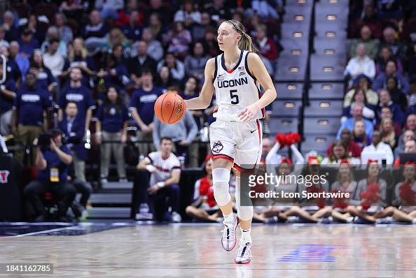 UConn Huskies guard Paige Bueckers with the ball during the... News ...