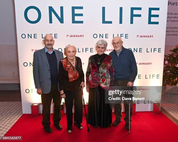 George Fieldsend 53 photos et images haute résolution de John Grenfell - Getty Images