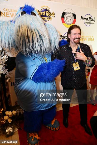 Wade Boggs and mascot Raymond of the Tampa Bay Rays attend a New Era In Florida Gaming Event at Seminole Hard Rock Hotel & Casino Tampa on December...
