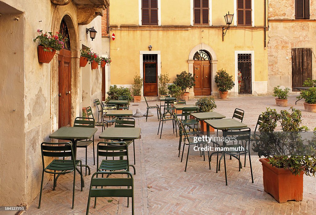 Restaurant tables in Italy