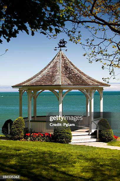 gazebo over the water - niagara on the lake stock pictures, royalty-free photos & images