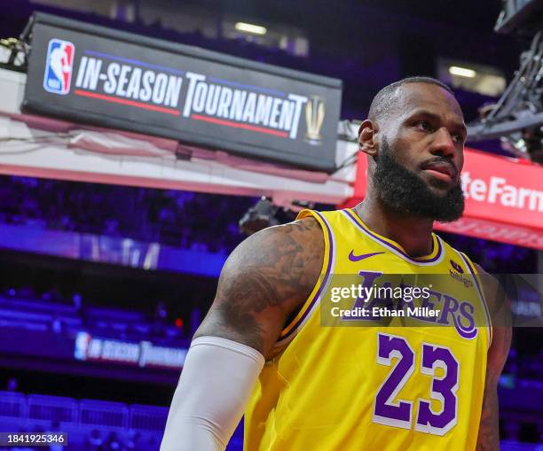 LeBron James of the Los Angeles Lakers reacts after scoring and drawing a foul against the New Orleans Pelicans in the first half of the West...