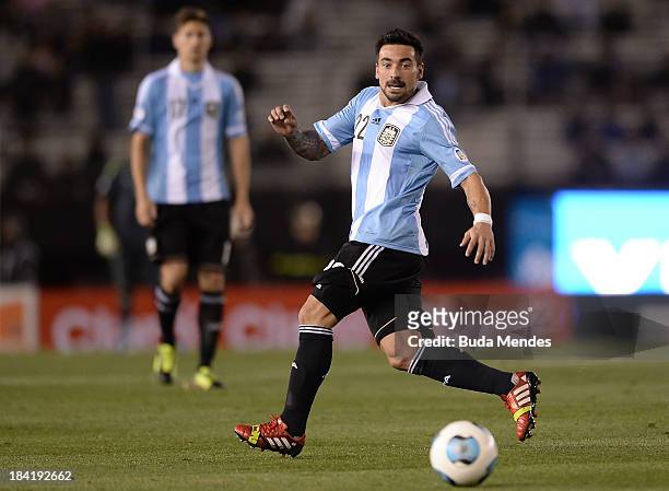 Ezequiel Lavezzi of Argentina in action during a match between Argentina and Peru as part of the 17th round of the South American Qualifiers for the...