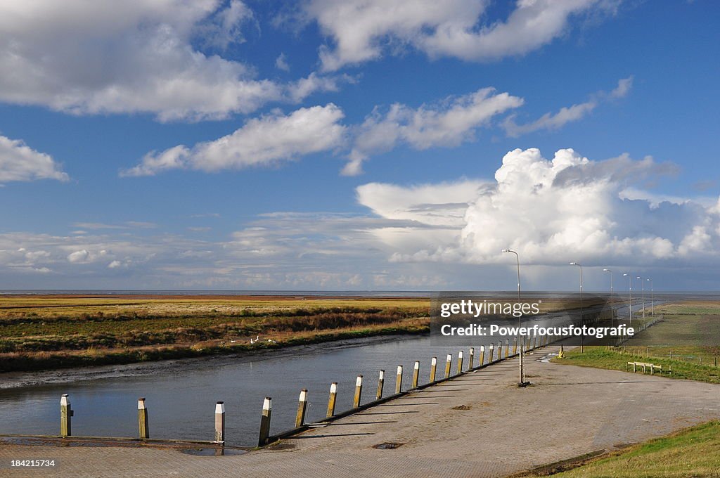 Emptiness at the Wadden Sea