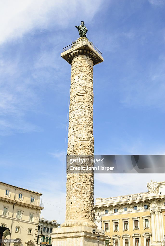 Piazza Colonna, Rome, Italy