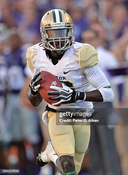 Tevin Resses Tevin Reese Photos and Premium High Res Pictures - Getty Images