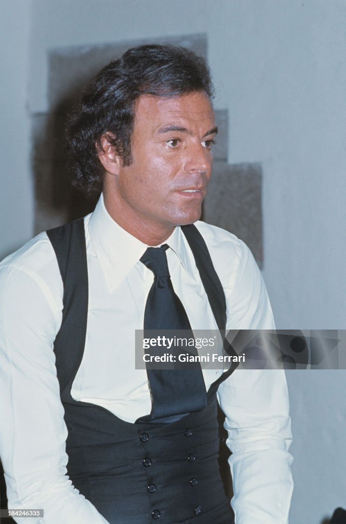 A Portrait Of The Spanish Singer Julio Iglesias, 1975. Madrid,... News