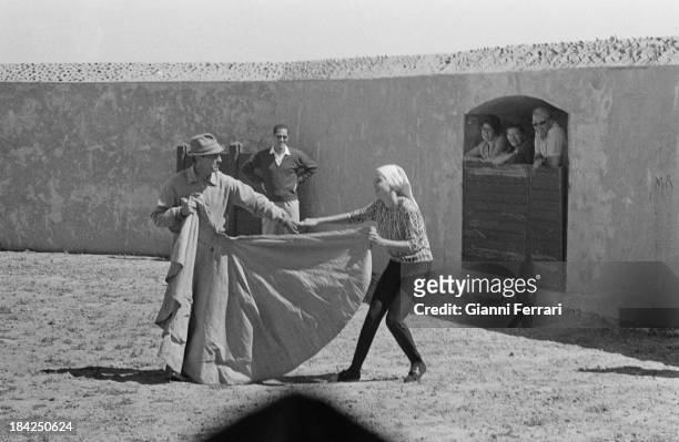 The Italian actress Virna Lisi on the farm æVilla PazÆ of the bullfighter Luis Miguel Dominguin, during a private bullfight with a small bull Cuenca,...