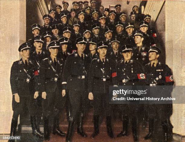 Riechsfuher Heinrich Himmler with senior SS staff members 1933