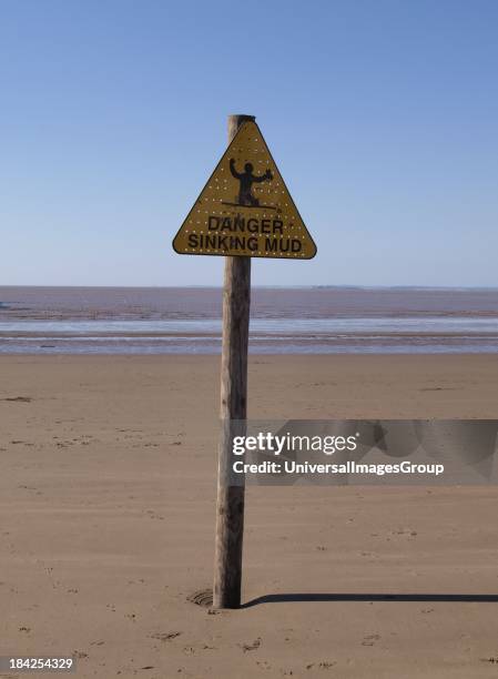Sinking Sign Danger Sinking Mud Photos and Premium High Res Pictures - Getty Images