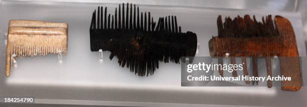 Roman Comb Fashion Museum Bath Photos and Premium High Res Pictures - Getty Images