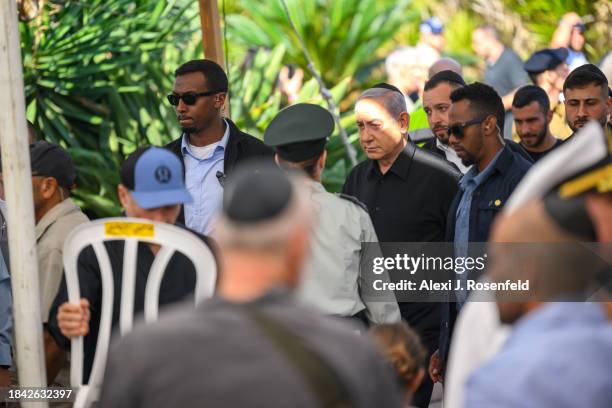 Family and friends grieve for First Sergeant Major Gal Meir Eisenkot during his funeral in the Herzliya cemetery on December 8, 2023 in Herzliya,...