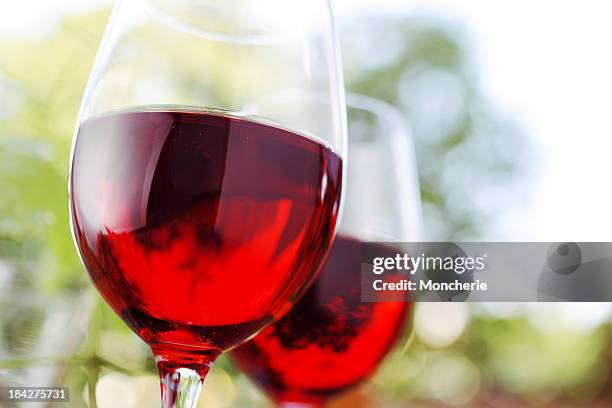 red wine - red wine stock pictures, royalty-free photos & images