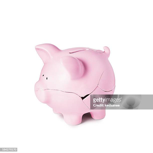 broken piggy bank - kapot stockfoto's en -beelden