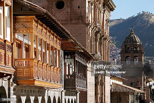 plaza de armas, cusco, in perù - cuzco foto e immagini stock