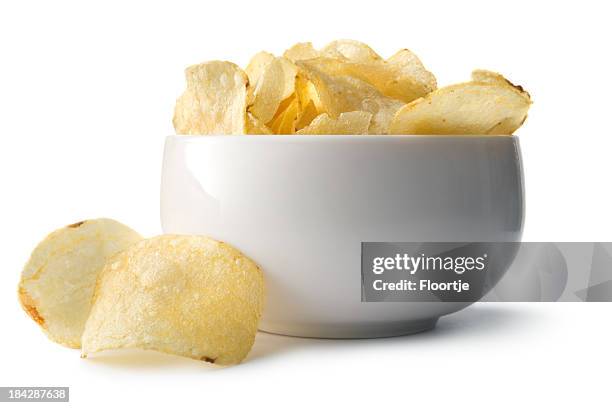 snacks: kartoffel-chips in bowl - salzige zwischenmahlzeit stock-fotos und bilder