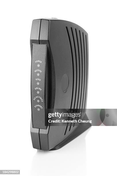 modem de cabo-isolado a branco - modem imagens e fotografias de stock