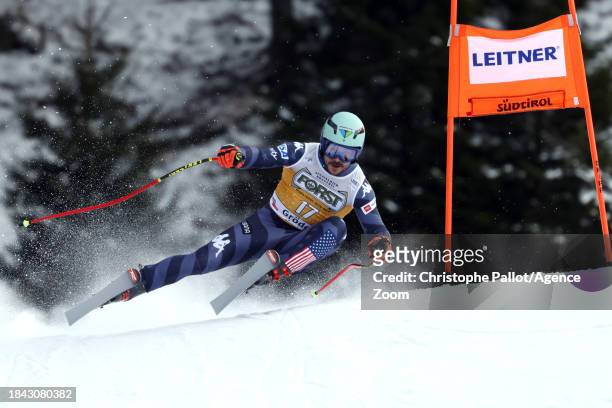 Jared Goldberg of Team United States in action during the Audi FIS Alpine Ski World Cup Men's Downhill Training on December 12, 2023 in Val Gardena,...