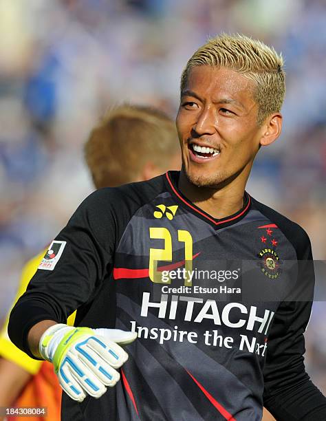 Takanori Sugeno of Kashiwa Reysol celebrates the win after the Yamazaki Nabisco Cup semi final second leg match between Yokohama F.Marinos and...