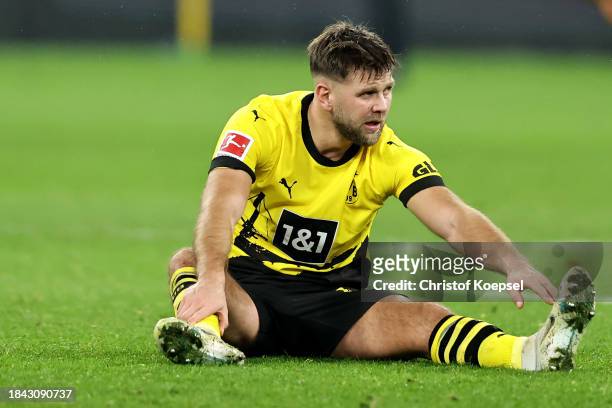 Niclas Fuellkrug of Dortmund looks dejected after losing 2-3 the Bundesliga match between Borussia Dortmund and RB Leipzig at Signal Iduna Park on...