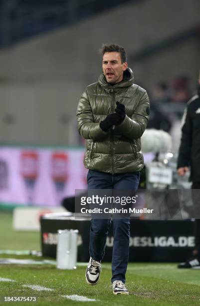 Christian Eichner, Head Coach of Karlsruher SC, reacts during the Second Bundesliga match between Hannover 96 and Karlsruher SC at Heinz von Heiden...