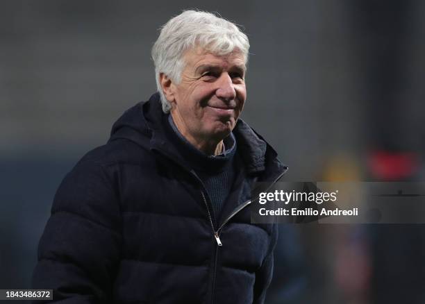 Head coach Gian Piero Gasperini of Atalanta BC smiles following the Serie A TIM match between Atalanta BC and AC Milan at Gewiss Stadium on December...