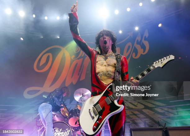 Justin Hawkins of The Darkness performs at The Roundhouse on December 09, 2023 in London, England.