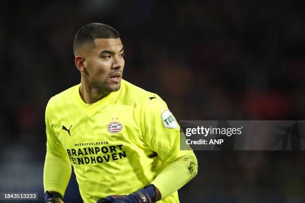 Walter Benítez Soccer Player Photos and Premium High Res Pictures