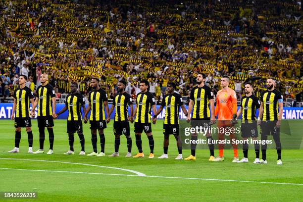 Al Ittihad FC squad getting into the field with Faisal Alghamdi, Fabinho Tavares, Ngolo Kante, Hassan Kadesh, Muhannad Alshanqiti, Romarinho da...