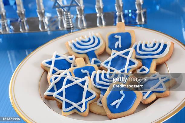 blue iced cookies for hanukkah - chanoeka stockfoto's en -beelden