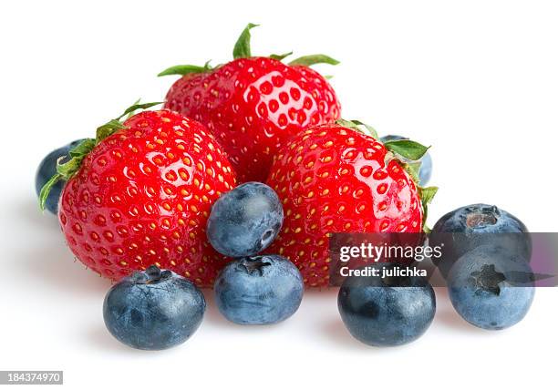 strawberry and blueberry - blåbär bildbanksfoton och bilder
