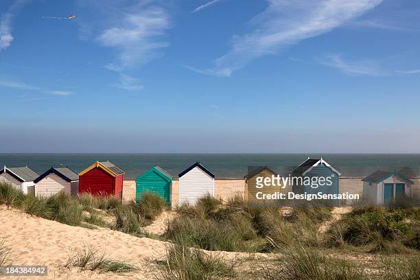 beach huts, southwold, east anglia (xxxl) - southwold stockfoto's en -beelden