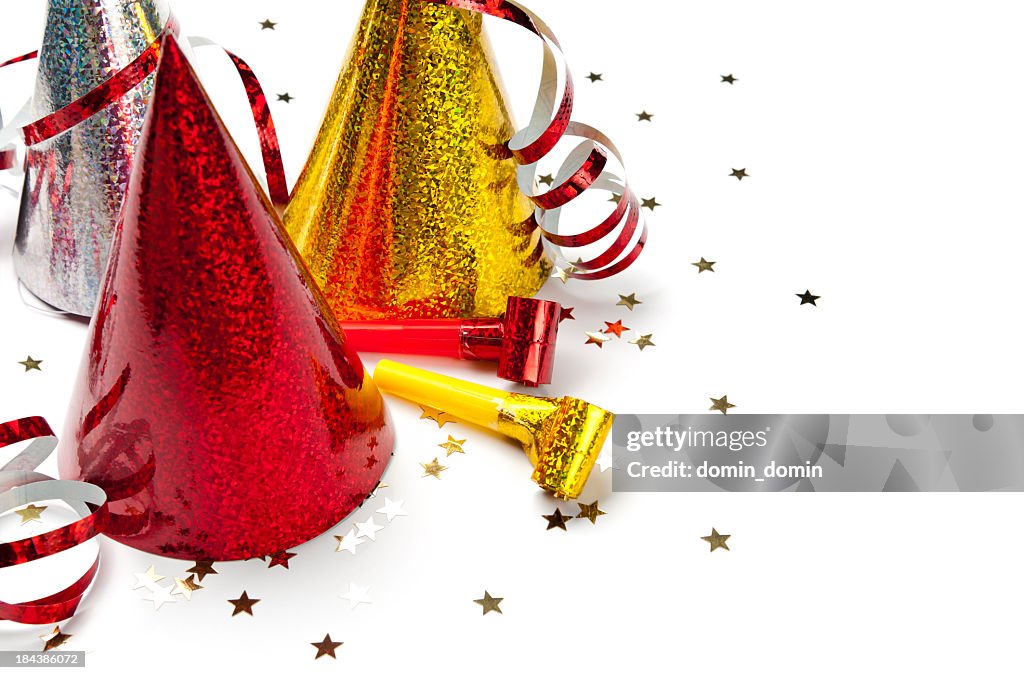 Kit d'Anniversaire Enfant, 33 Pièces Avec Chapeau de Couronne, Sifflet Coloré et Lunettes de Fête, Pour Adultes et Enfants Kit d'Anniversaire Enfant, 33 Pièces Avec Chapeau de Couronne, Sifflet Coloré et Lunettes de Fête, Pour Adultes et Enfants
