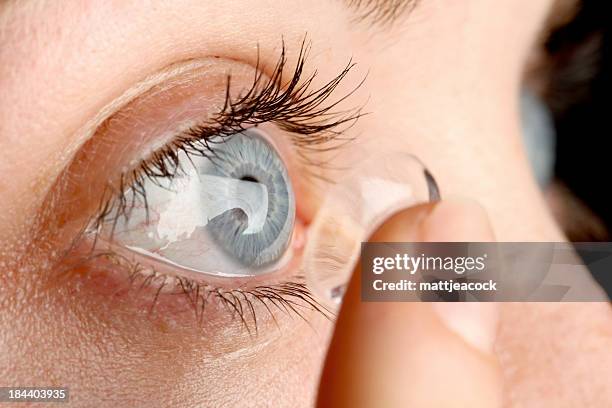 kontaktlinse - contacts stock-fotos und bilder