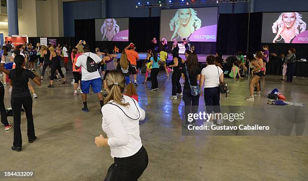 Sweat usa premieres americas all star fitness festival with jillian michaels  hi-res stock photography and images - Alamy