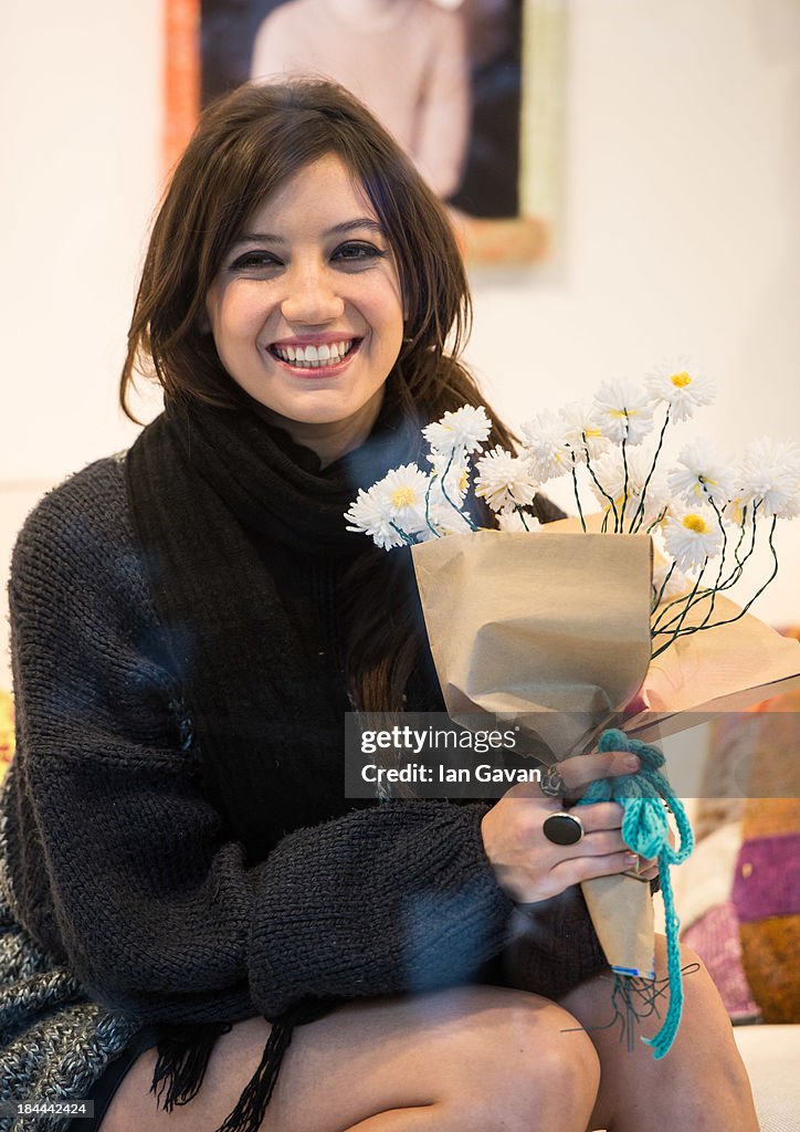 Daisy Lowe Launches Week Of Knitting Classes At John Lewis