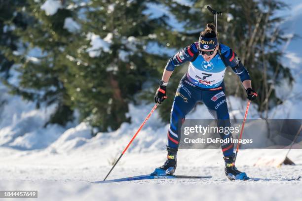 Julia Simon of France competes during the Women 10 km Pursuit at the BMW IBU World Cup Biathlon Hochfilzen on December 9, 2023 in Hochfilzen, Austria.