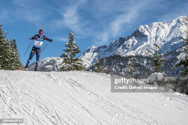 Sturla Holm Laegrreid of Norway competes during the Men 12.5 km Pursuit at the BMW IBU World Cup Biathlon Hochfilzen on December 9, 2023 in...