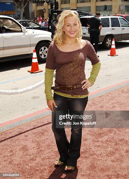 Skye McCole Bartusiak during "Charlie and the Chocolate Factory" Los Angeles Premiere - Arrivals at Grauman's Chinese Theater in Hollywood,...