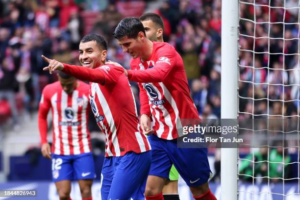 Angel Correa of Atletico de Madrid celebrates after scoring the team's second goal during the LaLiga EA Sports match between Atletico Madrid and UD...