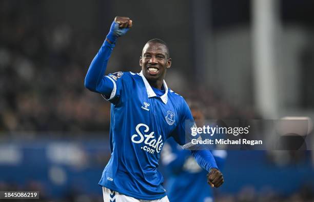 Abdoulaye Doucoure of Everton celebrates following the team's victory during the Premier League match between Everton FC and Chelsea FC at Goodison...