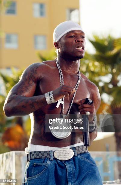 40 Cent Rapper 6,841 50 Cent Rapper Stock Photos, High-Res Pictures, and Images ...