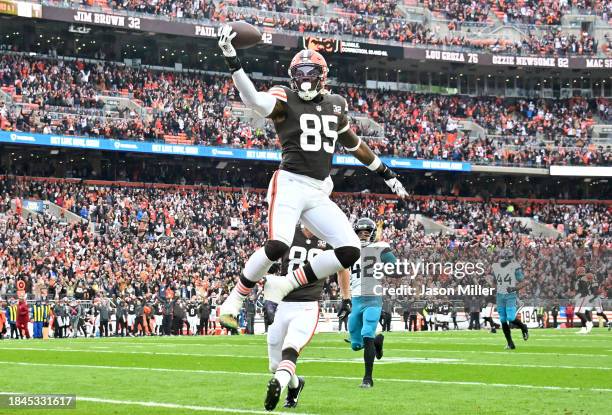 David Njoku of the Cleveland Browns jumps into the end zone for a touchdown during the first quarter against the Jacksonville Jaguars at Cleveland...