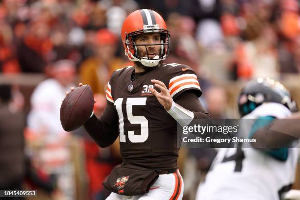 Joe Flacco of the Cleveland Browns looks to pass during the first quarter against the Jacksonville Jaguars at Cleveland Browns Stadium on December...